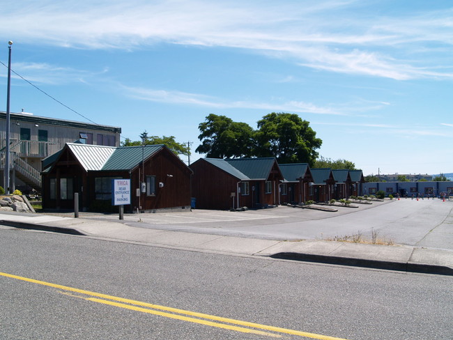 475 SE Barrington Dr in Oak Harbor, WA - Building Photo - Building Photo