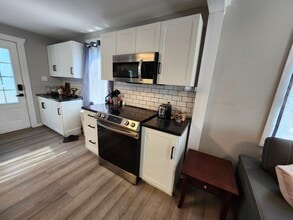 123 Churchill St in Moncton, NB - Building Photo - Building Photo