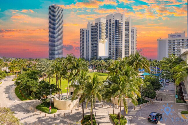 19370 Collins Ave in Sunny Isles Beach, FL - Building Photo - Building Photo