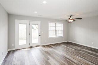 212 Signature Pl in Lebanon, TN - Building Photo - Building Photo