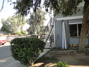 Altos West Apartments in Fresno, CA - Foto de edificio - Building Photo