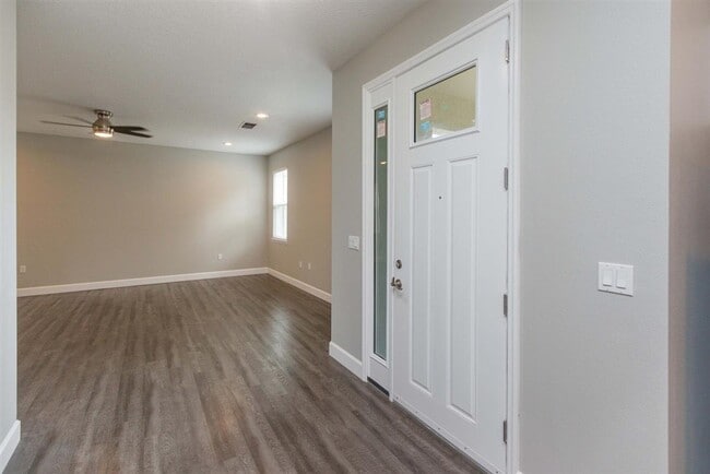 2925 E Central Blvd in Orlando, FL - Building Photo - Building Photo