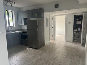 2158 SW 14th Terrace in Miami, FL - Building Photo - Building Photo