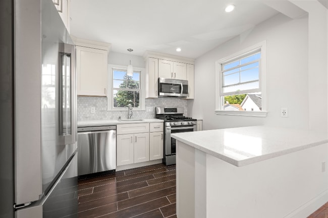 59 Burnet Ave in Maplewood, NJ - Building Photo - Building Photo
