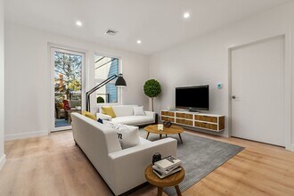 1151 Walnut St in Newton, MA - Building Photo - Building Photo