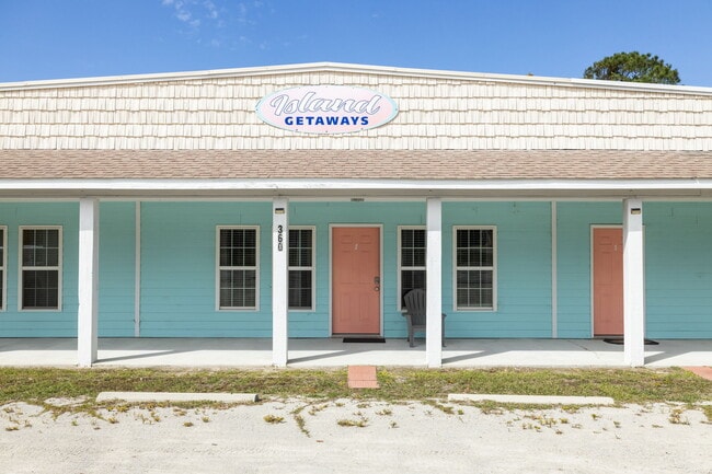 property at 360 Island Rd