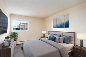 Westborough Court in Edmonton, AB - Building Photo - Building Photo