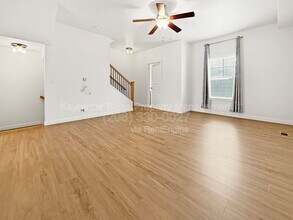 8721 W Pine Valley Ln in Boise, ID - Building Photo - Building Photo