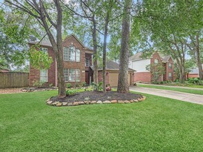 3910 Echo Mountain Dr in Houston, TX - Building Photo - Building Photo