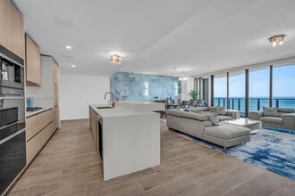 900 N Ocean Blvd in Pompano Beach, FL - Building Photo - Building Photo