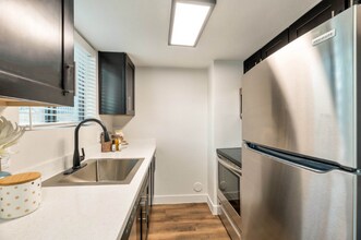 1827 E Lemon St in Tempe, AZ - Foto de edificio - Building Photo