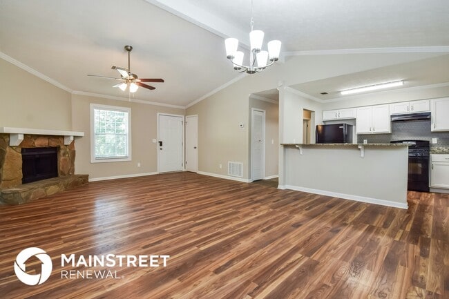 1006 Timbervale Ln in Lithonia, GA - Building Photo - Building Photo