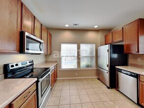 14124 Holly Springs Dr in Huntersville, NC - Building Photo - Building Photo