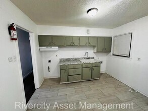 2193 Stephanie Ave in Memphis, TN - Building Photo - Building Photo
