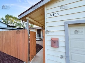 5454 Hewlett Dr in San Diego, CA - Building Photo - Building Photo