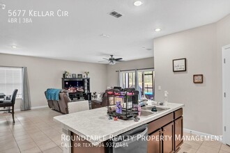 5677 Kellar Cir in Jacksonville, FL - Building Photo - Building Photo