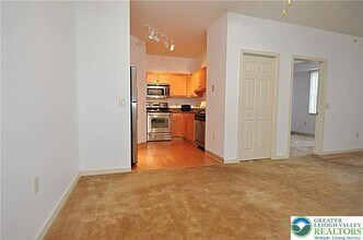 2121 Hokendauqua Ave in Northampton, PA - Building Photo - Building Photo