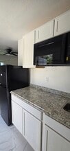 1711 SW 129th Way, Unit Studio apartment in Davie, FL - Foto de edificio - Building Photo