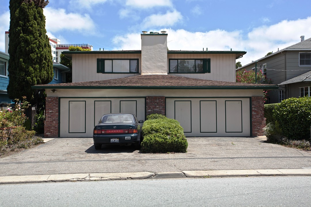 21 El Cerrito Ave in San Mateo, CA - Building Photo