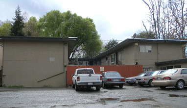 315 T St in Sacramento, CA - Building Photo - Building Photo