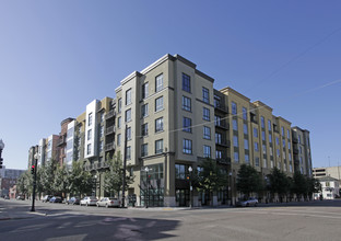 Market Square Homes in Oakland, CA - Foto de edificio - Building Photo