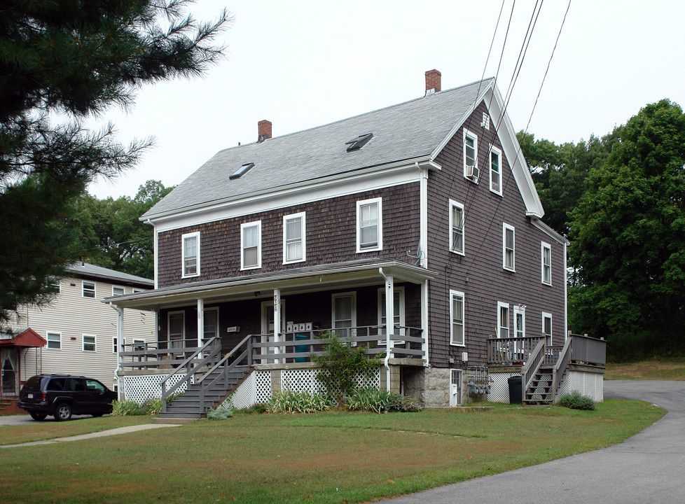 215 Lake St in Weymouth, MA - Building Photo