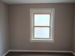 1266 Amherst Pl, Unit 2nd floor in St. Louis, MO - Foto de edificio - Building Photo