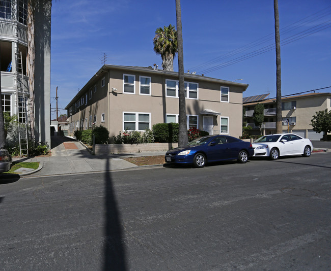 501 S Gramercy Pl in Los Angeles, CA - Foto de edificio - Building Photo