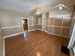 110 W 3rd St in Fulton, MO - Building Photo - Building Photo