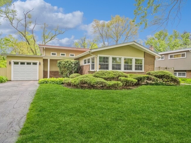 property at 719 Pine St