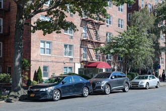 2155 82nd St in Brooklyn, NY - Foto de edificio - Building Photo