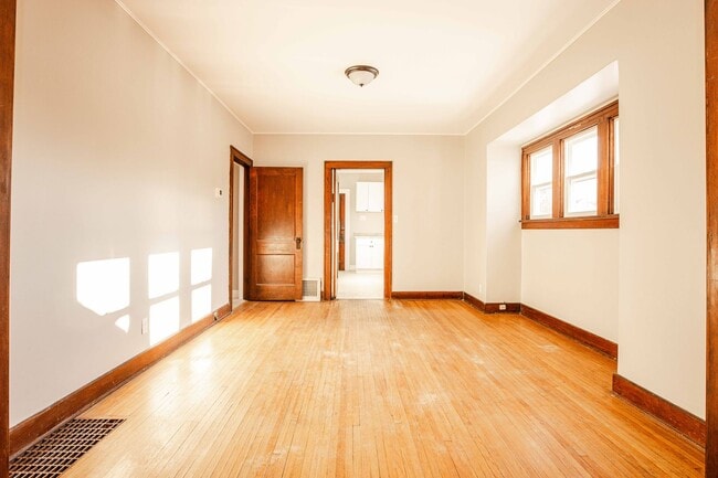 1452 Rollins Rd in Toledo, OH - Building Photo - Building Photo