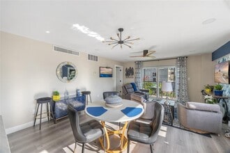 750 Burlington Ave N in St. Petersburg, FL - Building Photo - Building Photo