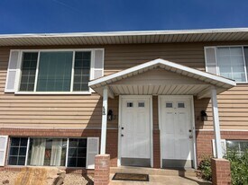 455 S 1100 E in Saint George, UT - Building Photo