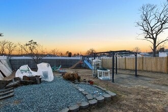 14 Mt Pleasant St in Dracut, MA - Building Photo - Building Photo