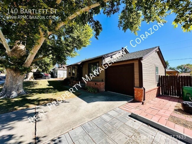 140 Bartlett St in Reno, NV - Building Photo - Building Photo