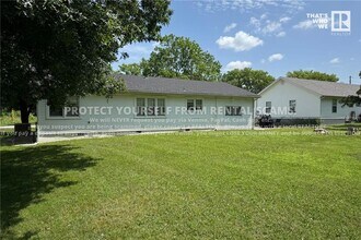 1 Montgomery St in Fayetteville, AR - Building Photo - Building Photo