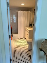 34 High St, Unit C in Rockport, MA - Building Photo - Building Photo