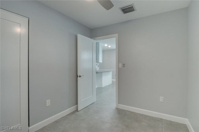 property at 4516 W Alhambra Cir