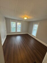 1113 Oakland Ave, Unit Oakland unit 2 in Joliet, IL - Foto de edificio - Building Photo