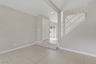 8027 Teresita Ave in Las Vegas, NV - Building Photo - Building Photo