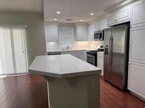 8152 Parkside St in Chino, CA - Building Photo - Building Photo