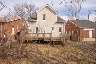 4084 E 147th St in Cleveland, OH - Building Photo - Building Photo