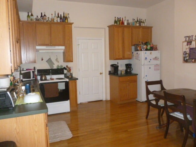 1123 Grove Ave in Richmond, VA - Building Photo - Building Photo