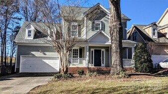16007 Kelly Park Cir in Huntersville, NC - Building Photo