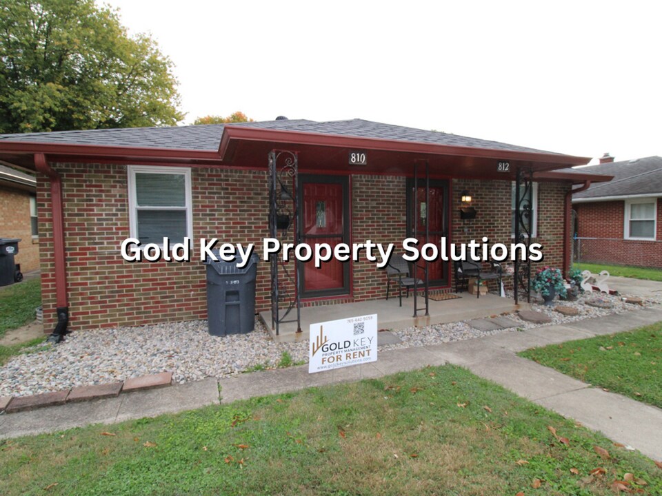 810 Alhambra Dr-Unit -810 Alhambra Dr. in Anderson, IN - Building Photo