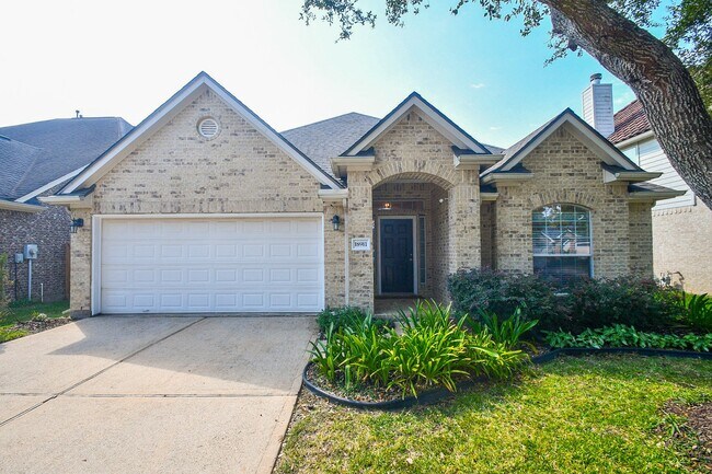 18911 Dural Dr in Houston, TX - Building Photo - Building Photo