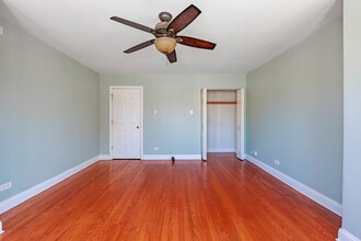 6147 S Keeler Ave in Chicago, IL - Building Photo - Building Photo