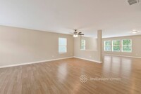 1323 Waterlily Lane in Charlotte, NC - Building Photo - Building Photo