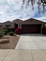 8182 E Sierra Pinta Dr in Scottsdale, AZ - Building Photo